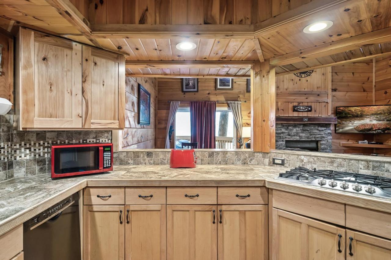 Bluebearry Patch Villa Gatlinburg Exterior photo